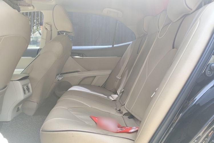 Used Toyota Camry 2019 2.0E Elite Edition China VI Standard Left Rear Seat