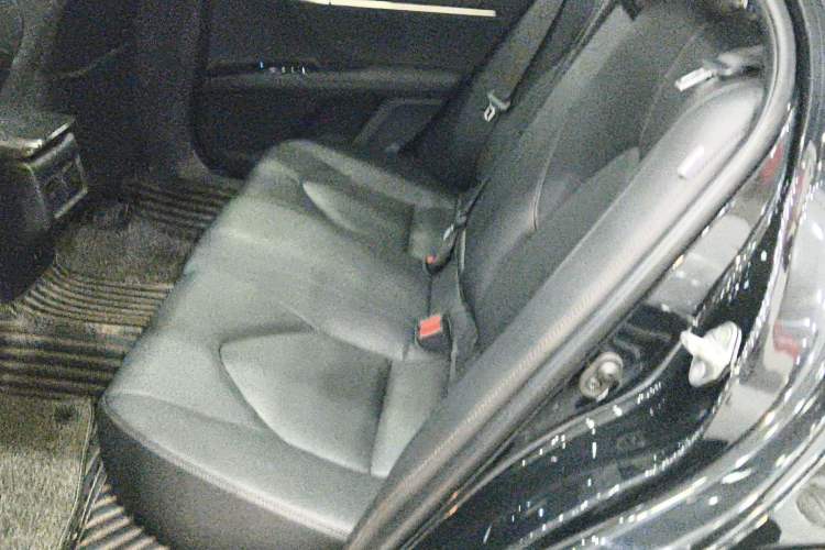 Used Toyota Camry 2019 2.5G Luxury Edition China VI Standard Left Rear Seat