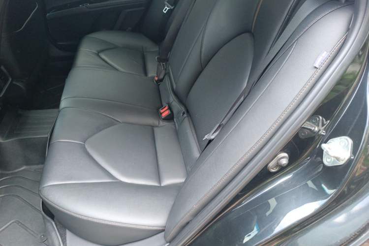 Used Toyota Camry 2019 2.0G Luxury Edition China VI Standard Left Rear Seat
