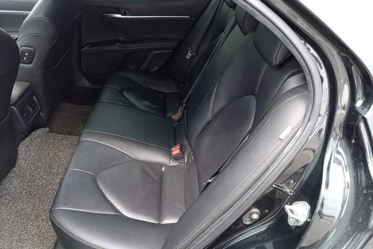 Used Toyota Camry 2019 Revised Version 2.0G Luxury Edition Left Rear Seat