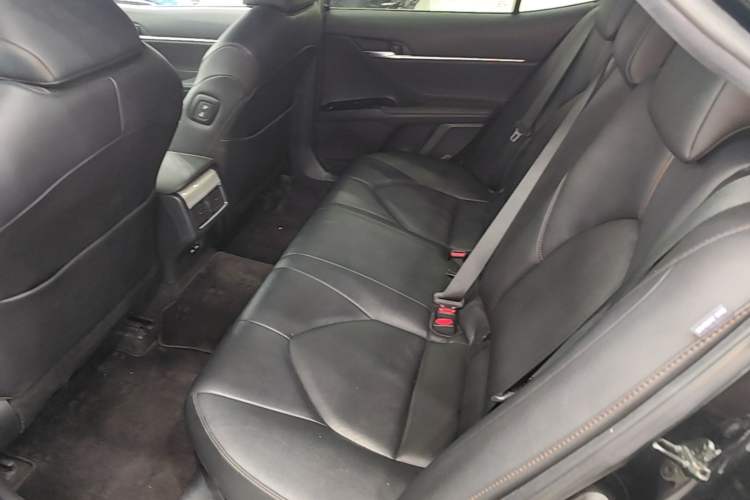 Used Toyota Camry 2019 Revised Version Dual-Engine 2.5 HG Luxury Edition Left Rear Seat