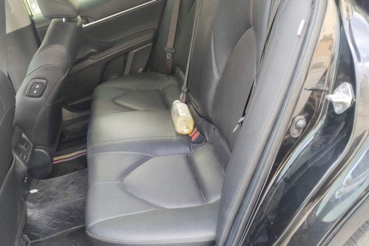 Used Toyota Camry 2019 Revised Version 2.0G Luxury Edition Left Rear Seat