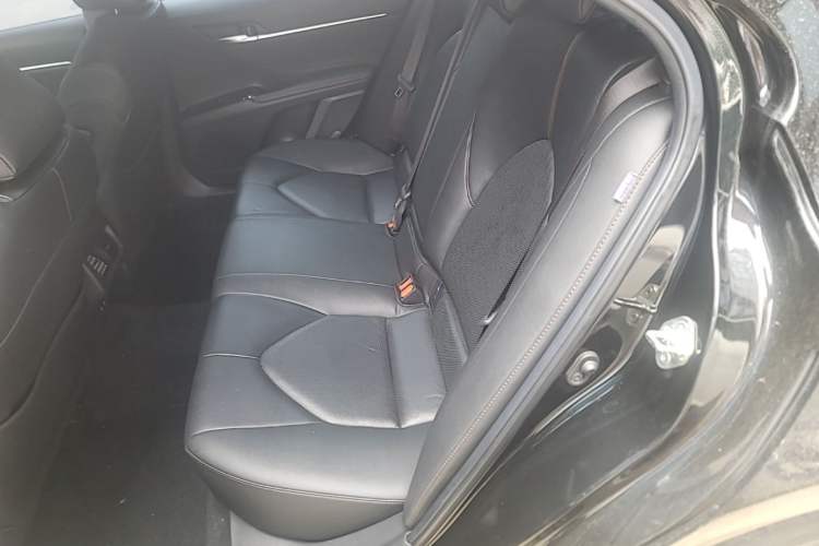 Used Toyota Camry 2019 2.5G Luxury Edition China VI Standard Left Rear Seat