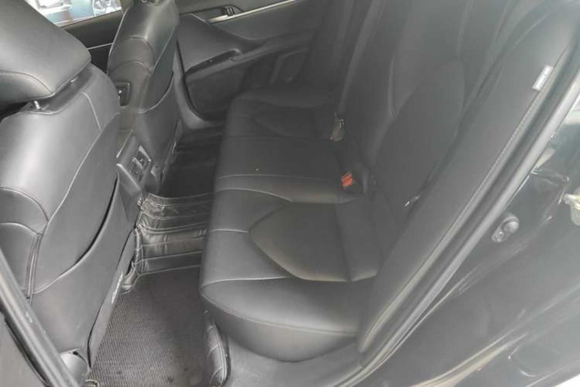 Used Toyota Camry 2019 2.0G Luxury Edition China VI Standard Left Rear Seat