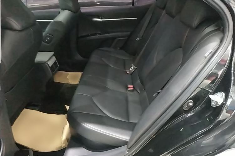 Used Toyota Camry 2019 Revised Version Dual-Engine 2.5 HG Luxury Edition Left Rear Seat