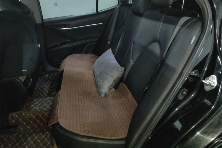 Used Toyota Camry 2019 Revised Version Dual-Engine 2.5 HG Luxury Edition Left Rear Seat