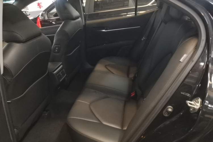 Used Toyota Camry 2019 2.5G Luxury Edition China VI Standard Left Rear Seat