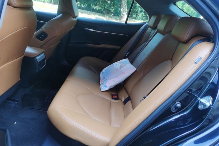 Used Toyota Camry 2019 Revised Version Dual-Engine 2.5 HG Luxury Edition Left Rear Seat