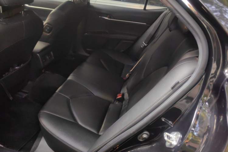 Used Toyota Camry 2019 2.5G Luxury Edition China VI Standard Left Rear Seat