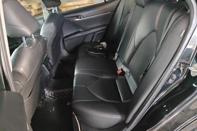 Used Toyota Camry 2019 2.5G Luxury Edition China VI Standard Left Rear Seat