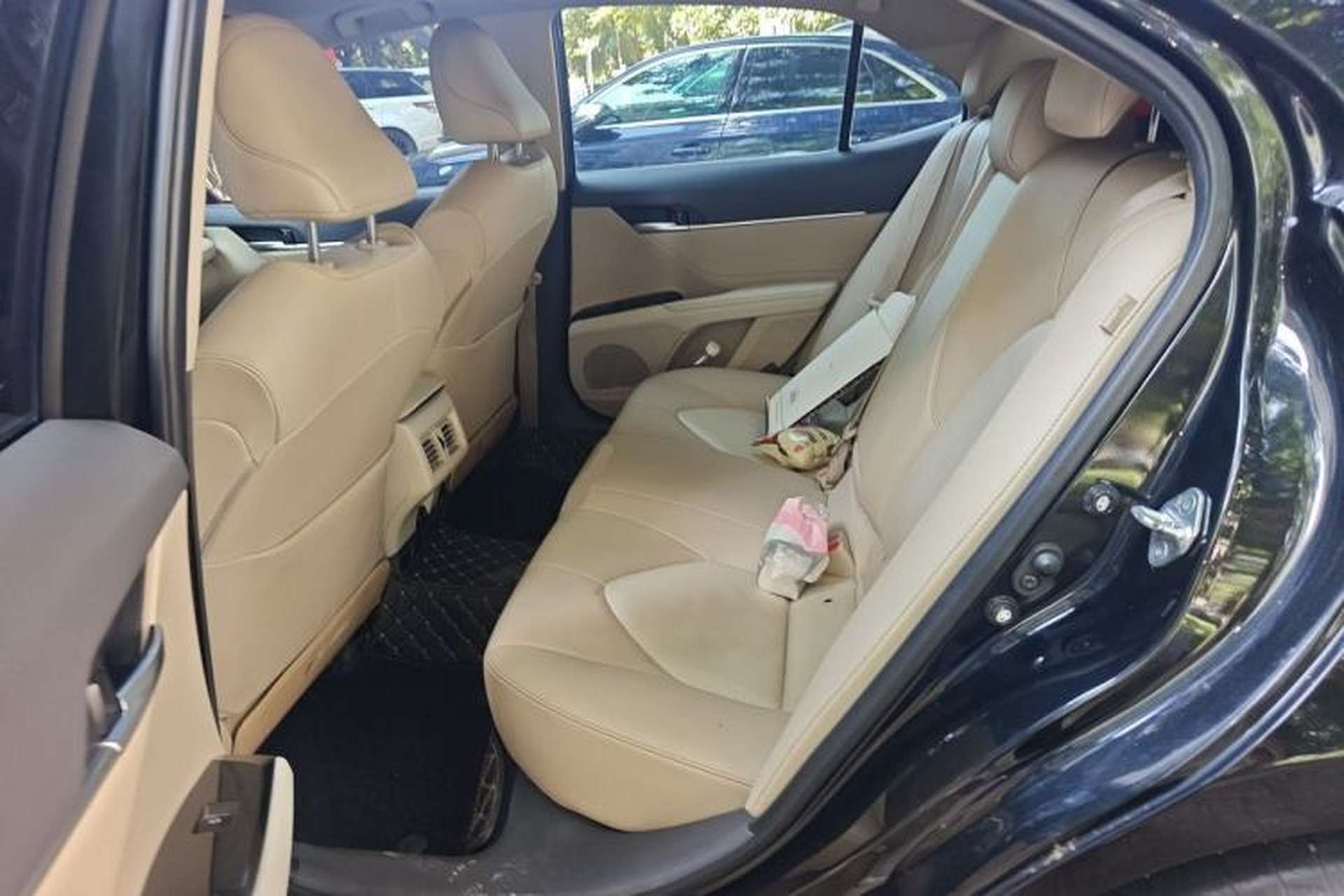 Used Toyota Camry 2019 Revised Version 2.0G Luxury Edition Left Rear Seat