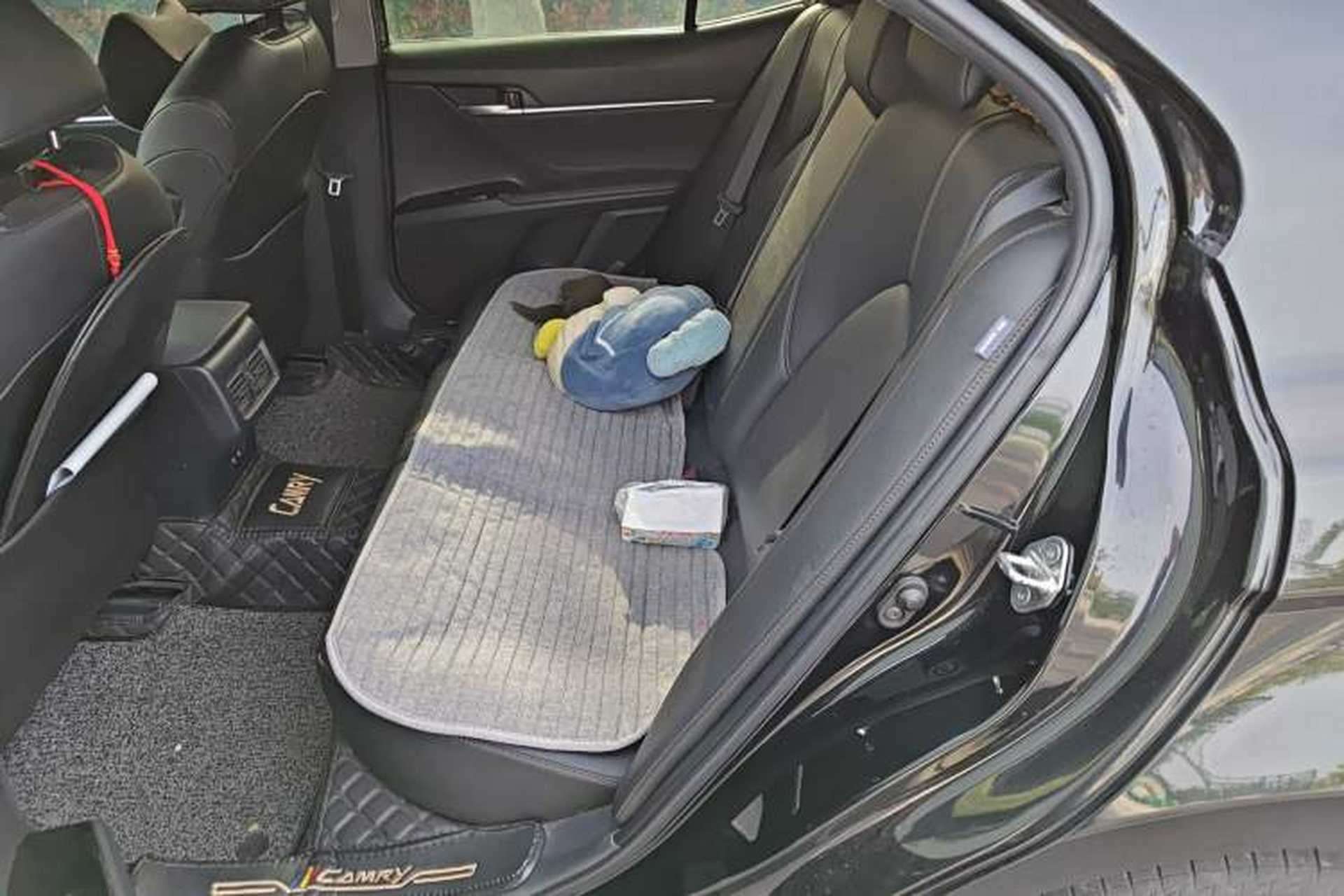Used Toyota Camry 2019 2.0G Luxury Edition China VI Standard Left Rear Seat