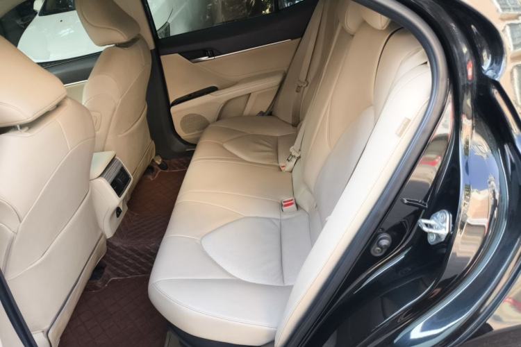 Used Toyota Camry 2019 Revised Version Dual-Engine 2.5 HG Luxury Edition Left Rear Seat