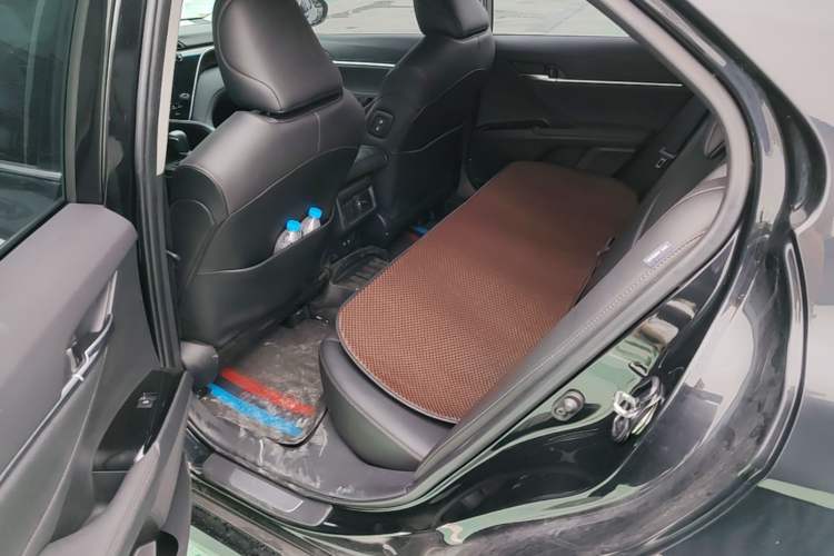 Used Toyota Camry 2019 2.5G Luxury Edition China VI Standard Left Rear Seat