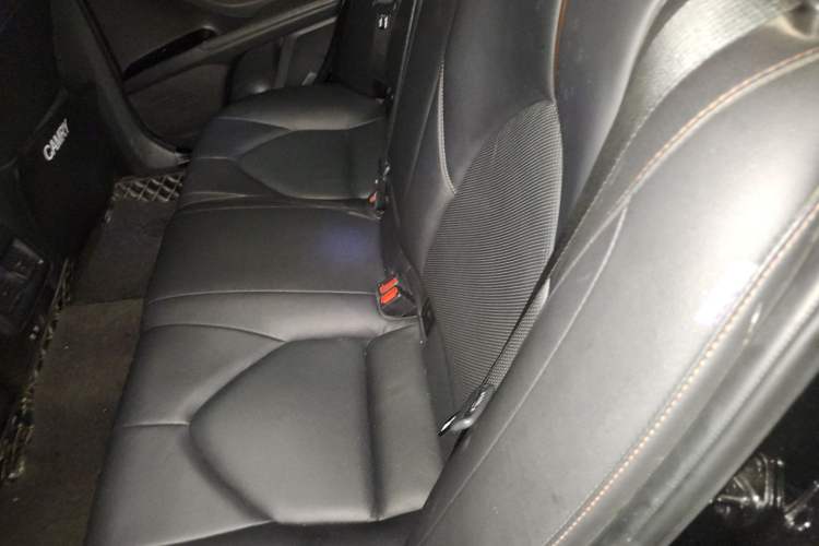 Used Toyota Camry 2019 2.0G Luxury Edition China VI Standard Left Rear Seat