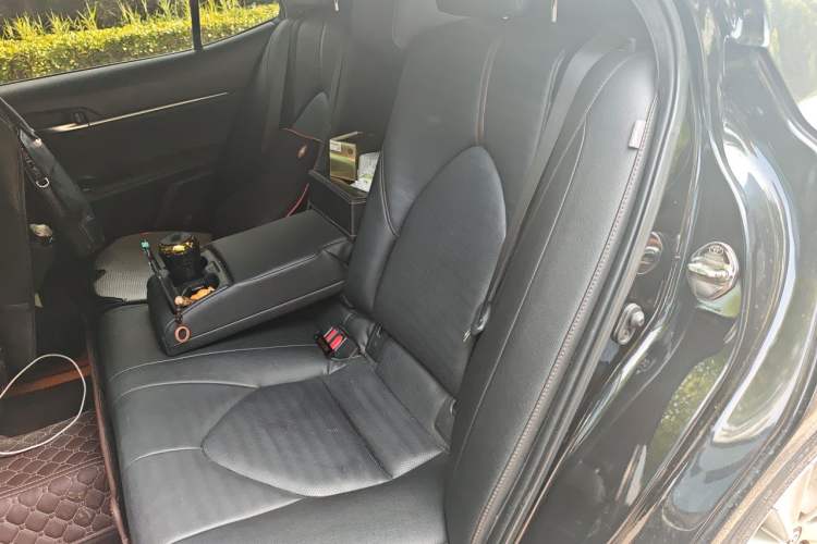Used Toyota Camry 2019 2.5G Luxury Edition China VI Standard Left Rear Seat