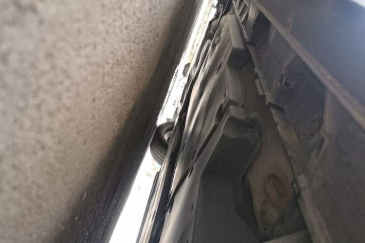 Used Toyota Camry 2019 Dual-Engine 2.5HS FENGSHANG Edition China VI Standard Left Side Sill