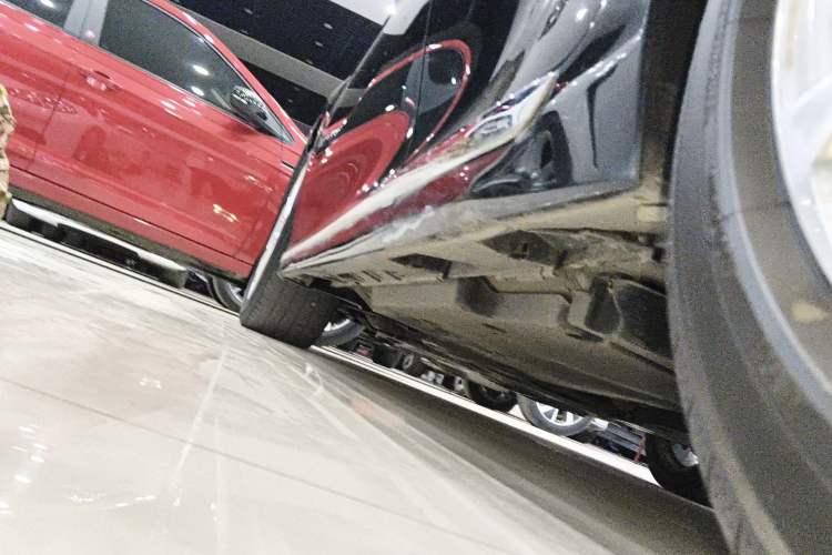 Used Toyota Camry 2019 2.5G Luxury Edition China VI Standard Left Side Sill