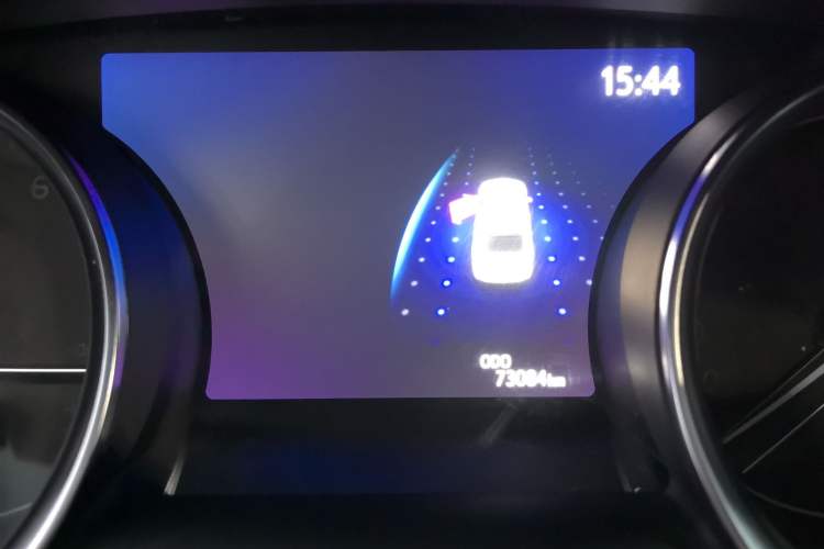 Used Toyota Camry 2019 Revised Version 2.5G Luxury Edition Odometer Close Up