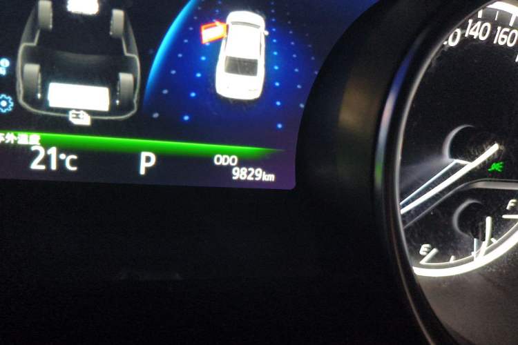 Used Toyota Camry 2019 Revised Version Dual-Engine 2.5 HG Luxury Edition Odometer Close Up