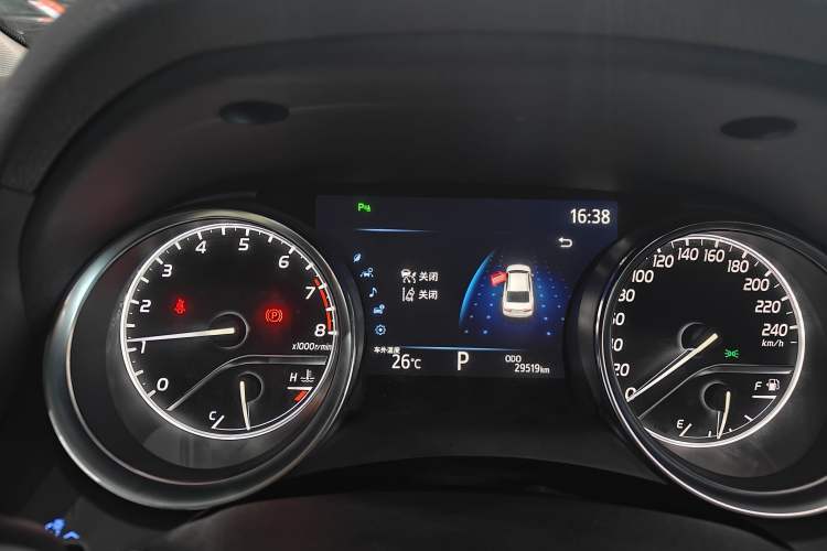 Used Toyota Camry 2019 2.0G Luxury Edition China VI Standard Odometer Close Up