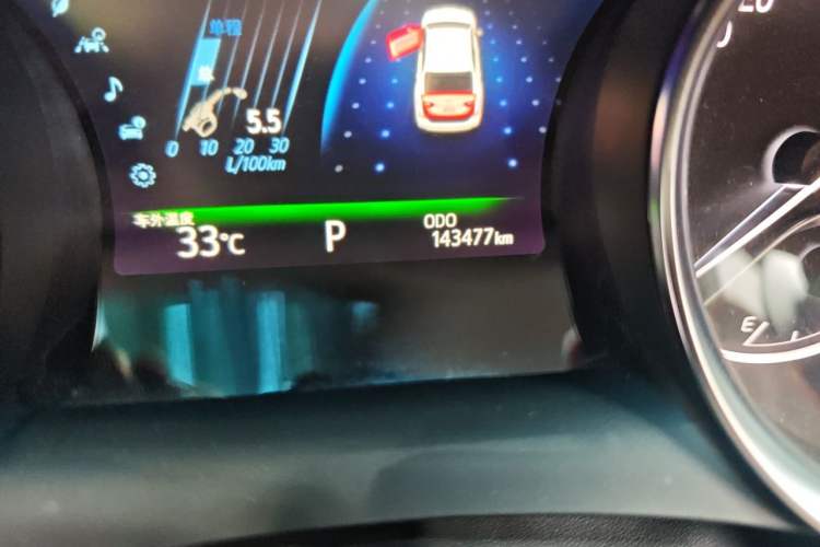Used Toyota Camry 2019 Revised Version Dual-Engine 2.5 HG Luxury Edition Odometer Close Up