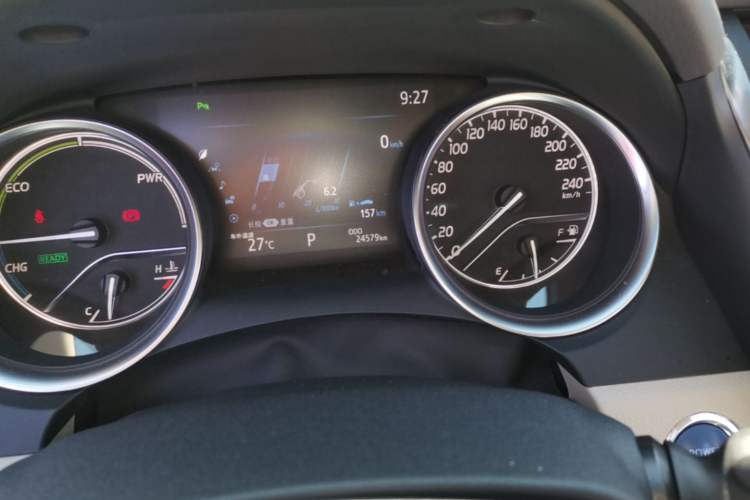 Used Toyota Camry 2019 Dual-Engine 2.5 HG Luxury Edition China VI Standard Odometer Close Up
