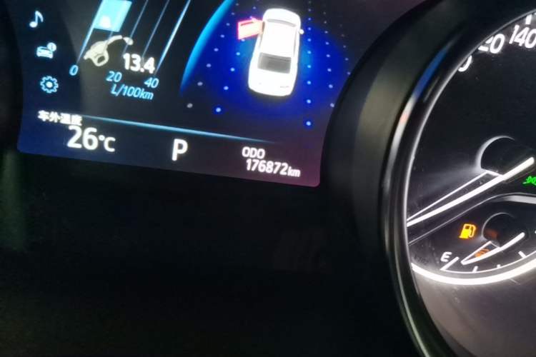 Used Toyota Camry 2019 2.5G Luxury Edition China VI Standard Odometer Close Up