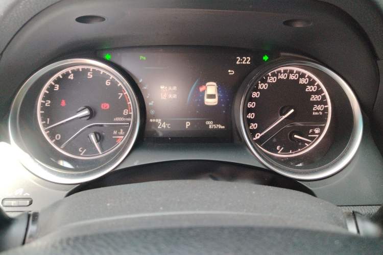 Used Toyota Camry 2019 Revised Version 2.5G Luxury Edition Odometer Close Up
