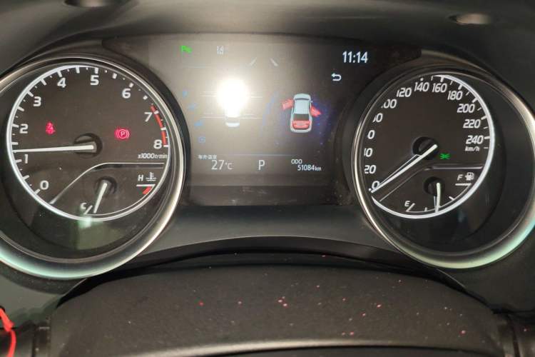 Used Toyota Camry 2019 2.0G Luxury Edition China V Standard Odometer Close Up