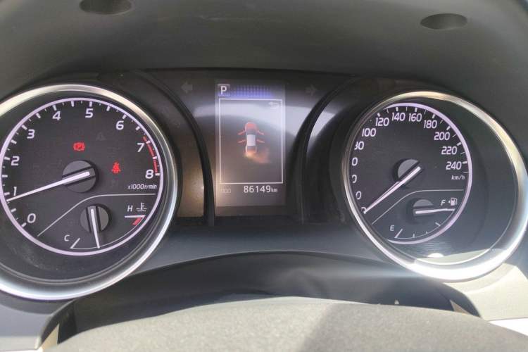 Used Toyota Camry 2019 2.0E Elite Edition China VI Standard Odometer Close Up