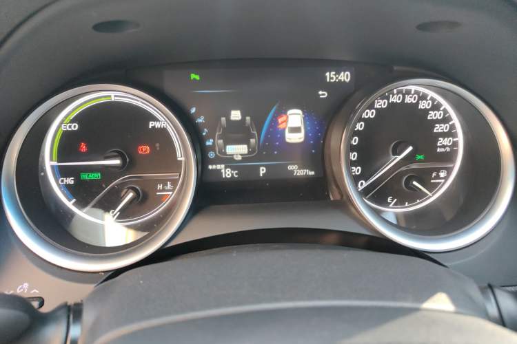 Used Toyota Camry 2019 Dual-Engine 2.5 HG Luxury Edition China V Standard Odometer Close Up
