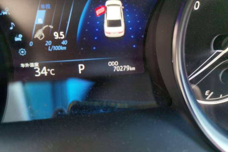 Used Toyota Camry 2019 Revised Version 2.5G Luxury Edition Odometer Close Up