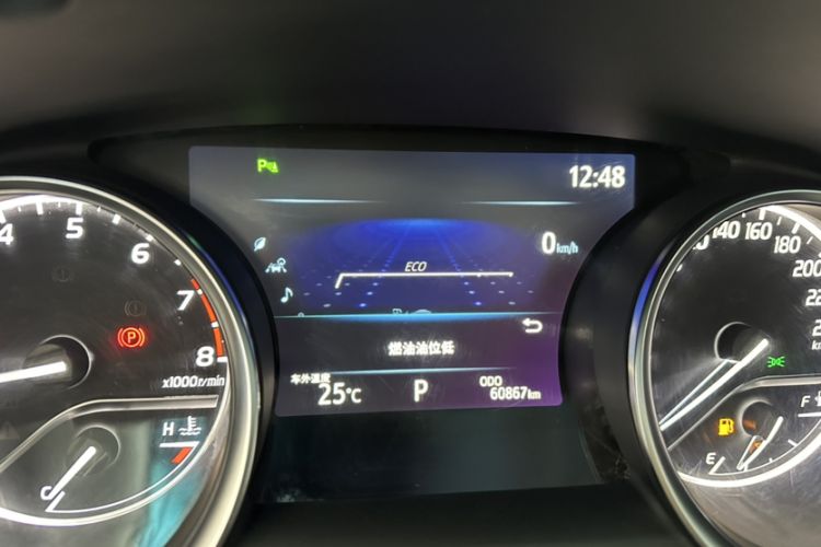 Used Toyota Camry 2019 Revised Version 2.5G Luxury Edition Odometer Close Up