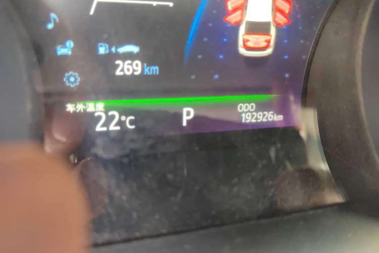 Used Toyota Camry 2019 2.5G Luxury Edition China VI Standard Odometer Close Up
