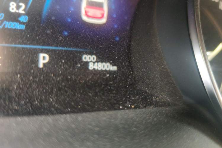 Used Toyota Camry 2019 2.0G Luxury Edition China VI Standard Odometer Close Up