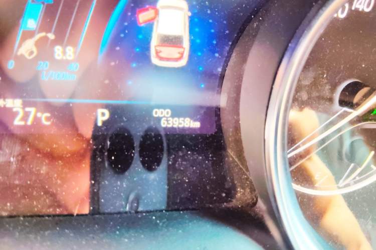 Used Toyota Camry 2019 2.0G Luxury Edition China VI Standard Odometer Close Up