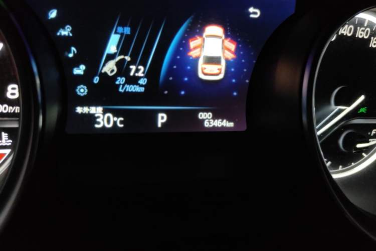 Used Toyota Camry 2019 Revised Version 2.0G Luxury Edition Odometer Close Up