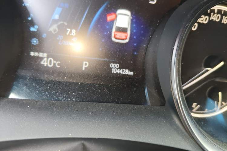 Used Toyota Camry 2019 2.0G Luxury Edition China VI Standard Odometer Close Up