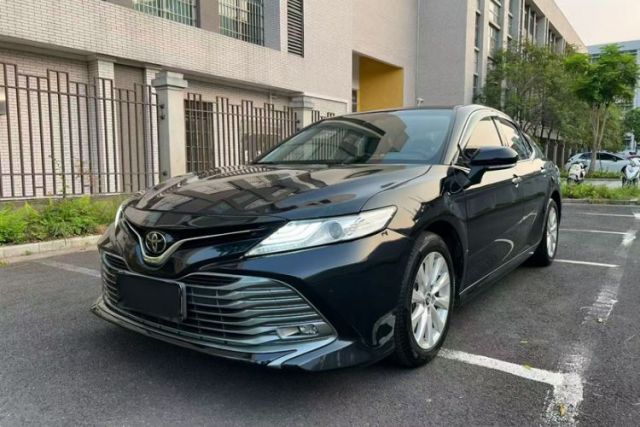 Used Toyota Camry 2019 Revised Version 2.0G Luxury Edition
