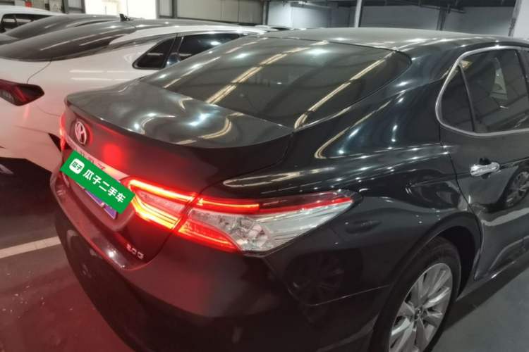 Used Toyota Camry 2019 Revised Version 2.0G Luxury Edition Rear