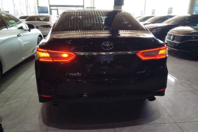 Used Toyota Camry 2019 2.5G Luxury Edition China VI Standard Rear