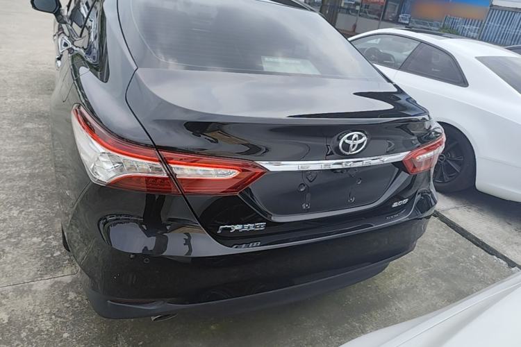 Used Toyota Camry 2019 2.0G Luxury Edition China VI Standard Rear