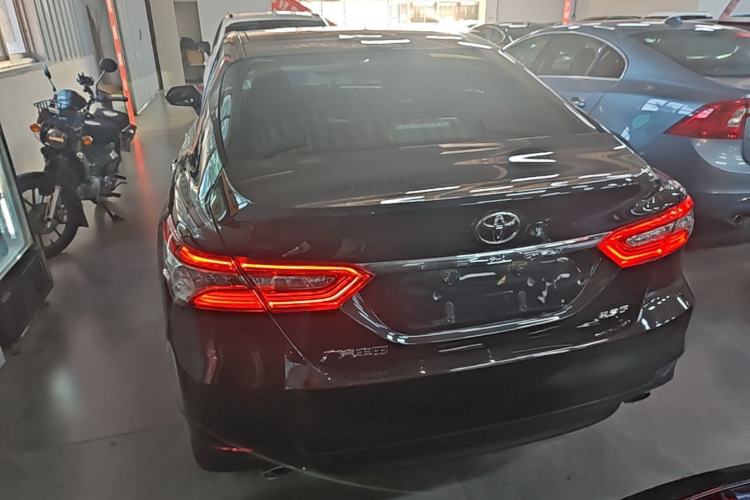 Used Toyota Camry 2019 2.5G Luxury Edition China VI Standard Rear