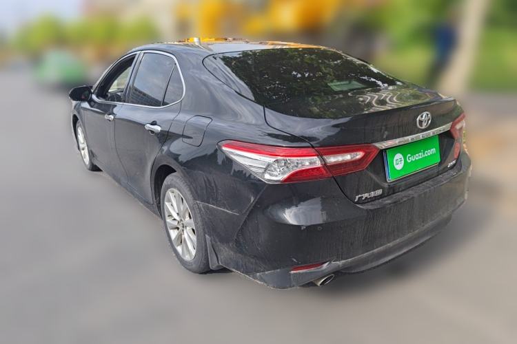 Used Toyota Camry 2019 Revised Version 2.0G Luxury Edition Rear Left 45 Deg