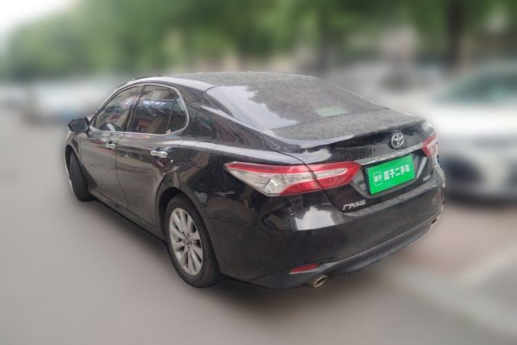 Used Toyota Camry 2019 Revised Version 2.0G Luxury Edition Rear Left 45 Deg