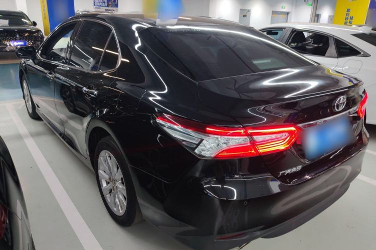 Used Toyota Camry 2019 Revised Version 2.0G Luxury Edition Rear Left 45 Deg