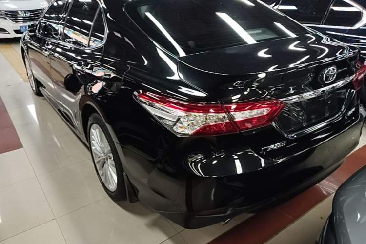 Used Toyota Camry 2019 2.5G Luxury Edition China VI Standard Rear Left 45 Deg