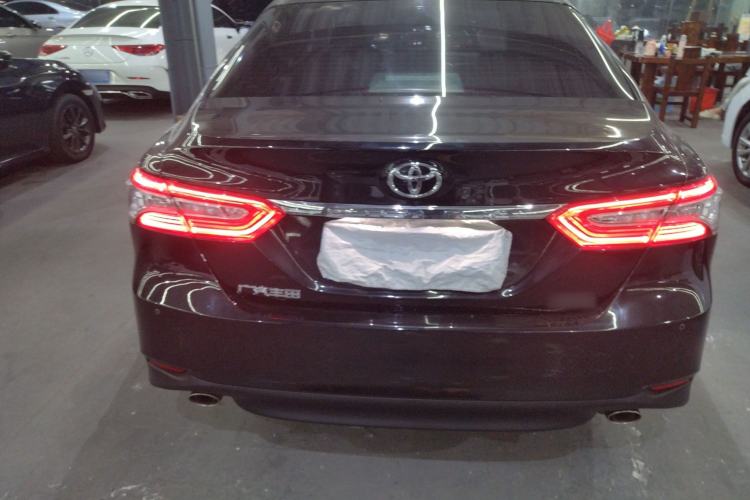 Used Toyota Camry 2019 Revised Version 2.0G Luxury Edition Rear