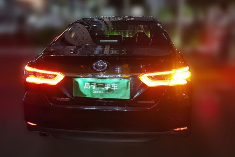 Used Toyota Camry 2019 Dual-Engine 2.5 HG Luxury Edition China VI Standard Rear